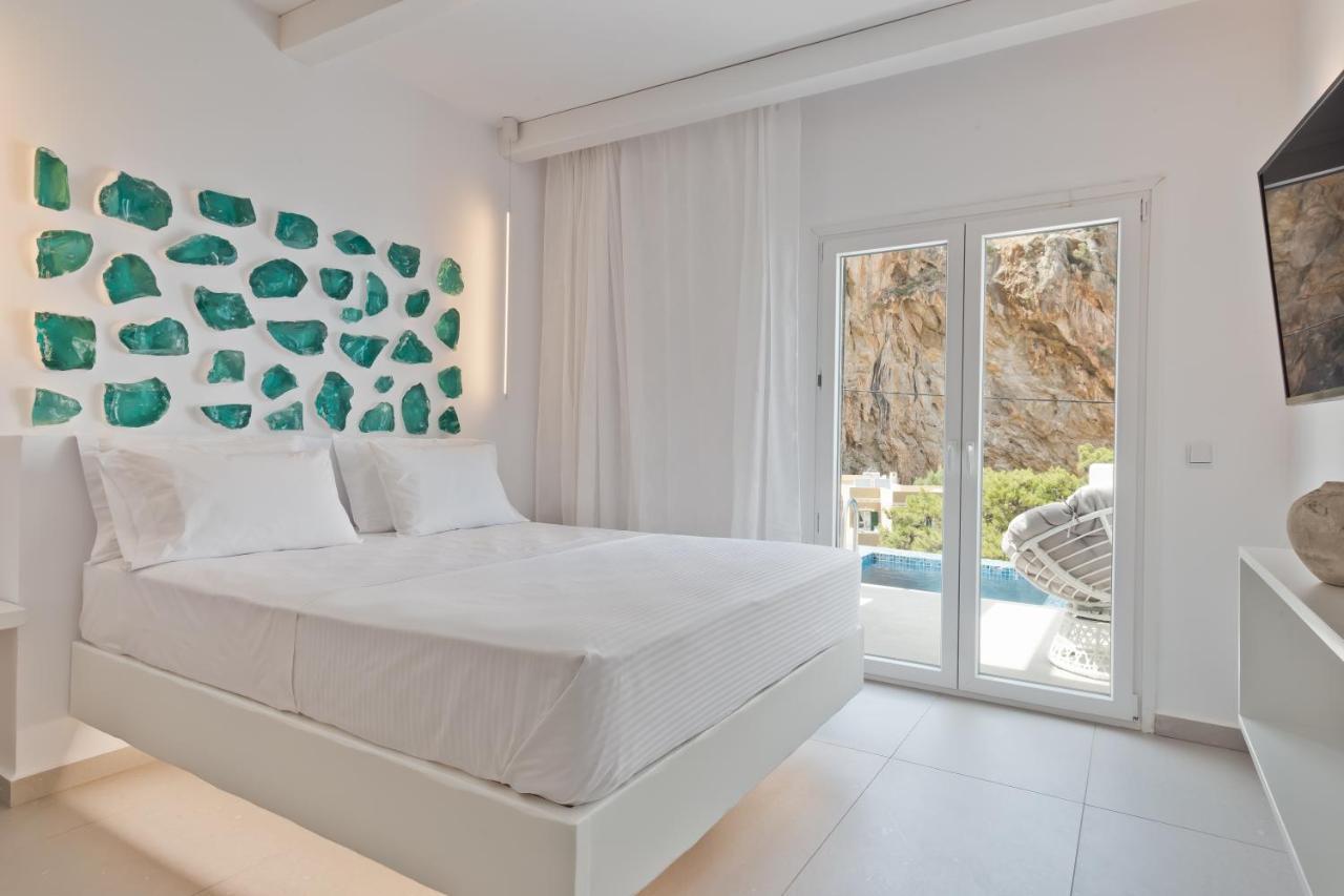 Enilion Luxury Suites Kyra Panagia 外观 照片