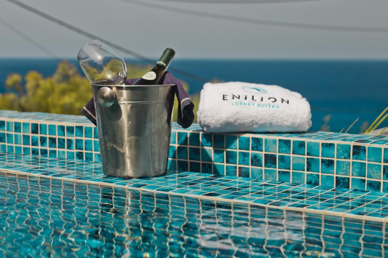 Enilion Luxury Suites Kyra Panagia 外观 照片