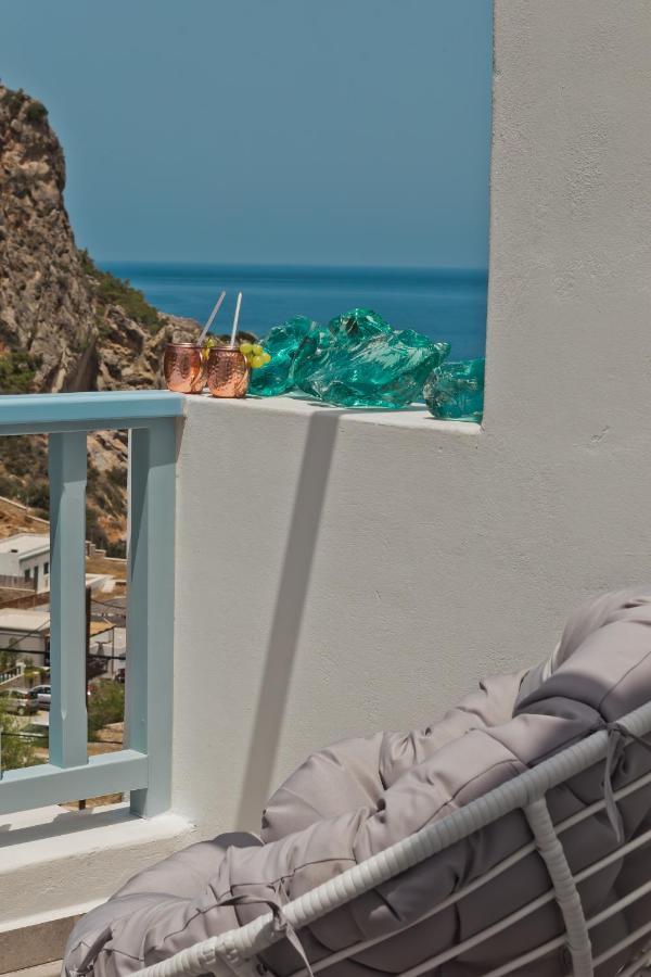 Enilion Luxury Suites Kyra Panagia 外观 照片