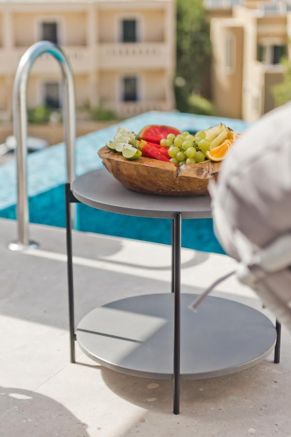 Enilion Luxury Suites Kyra Panagia 外观 照片