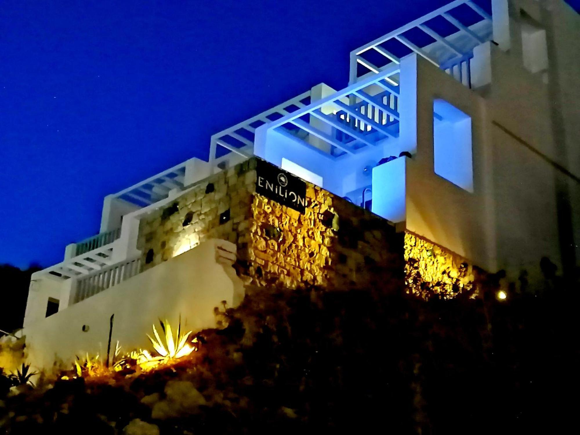 Enilion Luxury Suites Kyra Panagia 外观 照片
