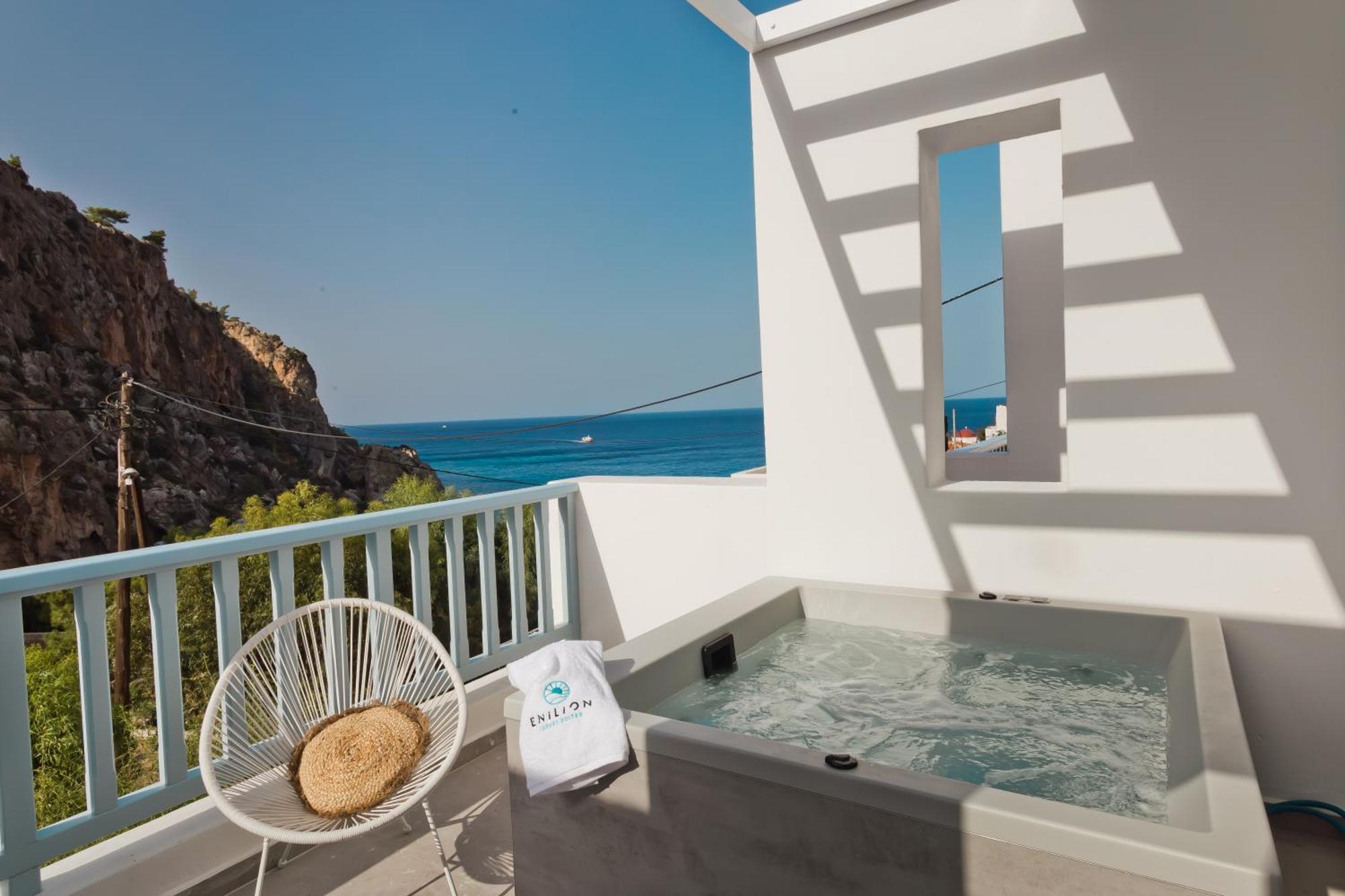 Enilion Luxury Suites Kyra Panagia 外观 照片