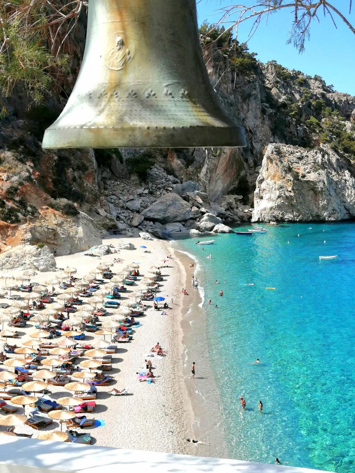 Enilion Luxury Suites Kyra Panagia 外观 照片