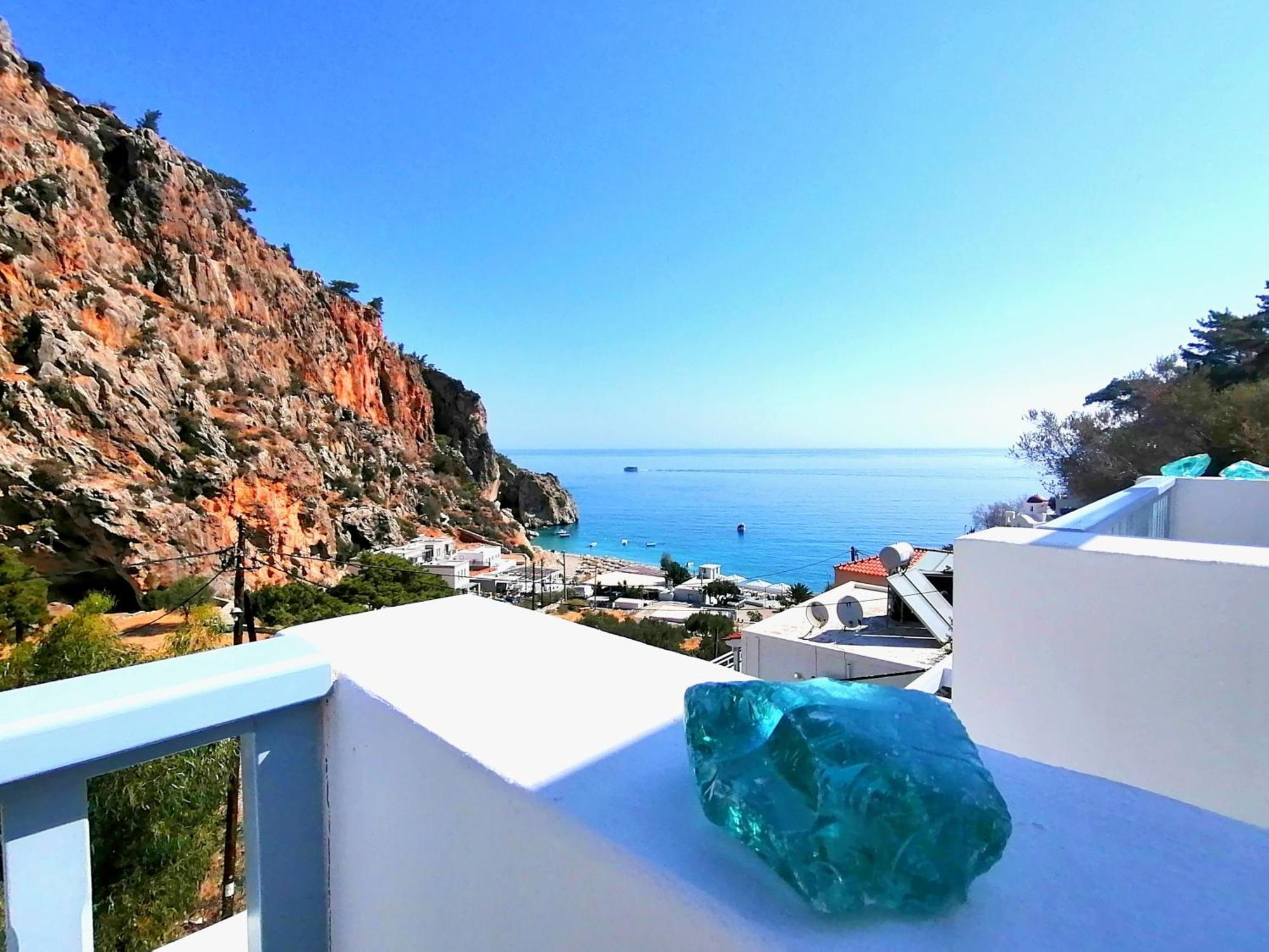 Enilion Luxury Suites Kyra Panagia 外观 照片